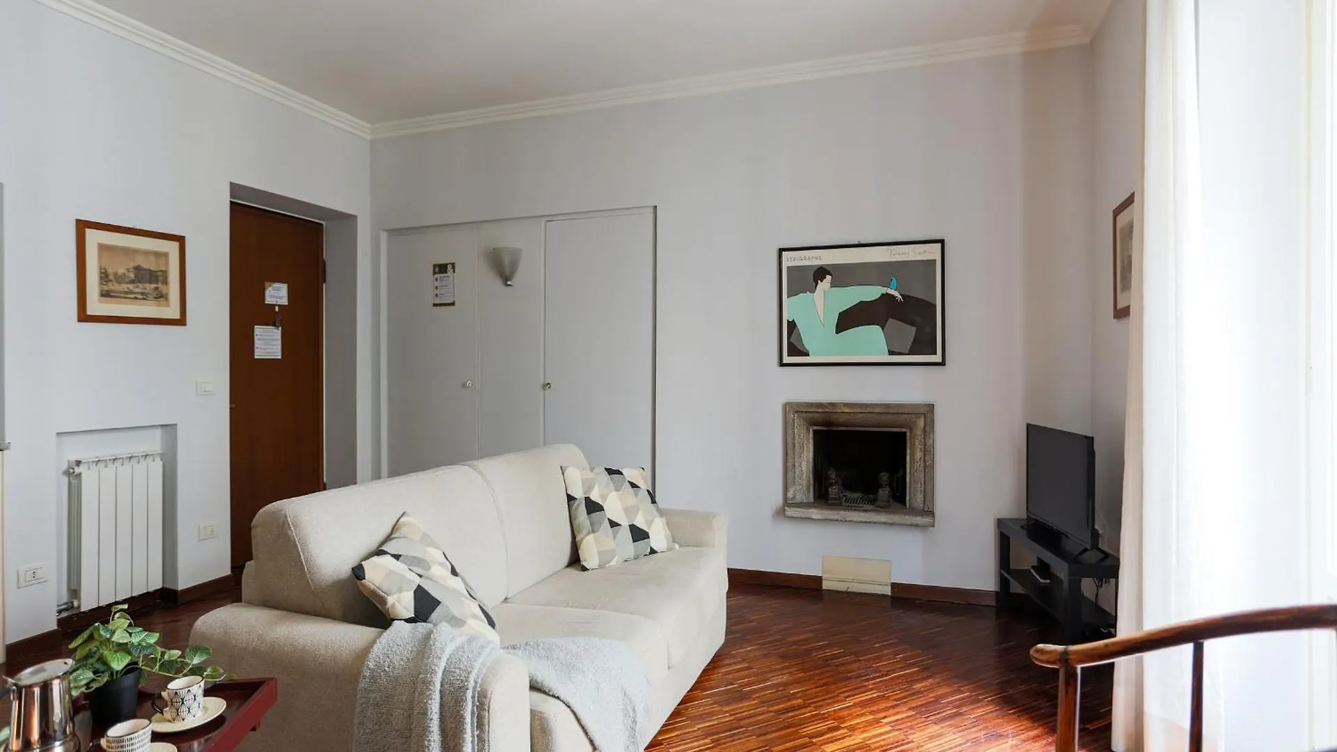 The Best Rent - Spacious One-Bedroom Apartment Near The Columns Of San Lorenzo Milano 0*,