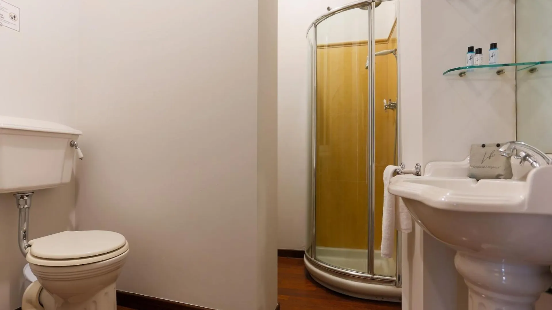 The Best Rent - Spacious One-Bedroom Apartment Near The Columns Of San Lorenzo Милан