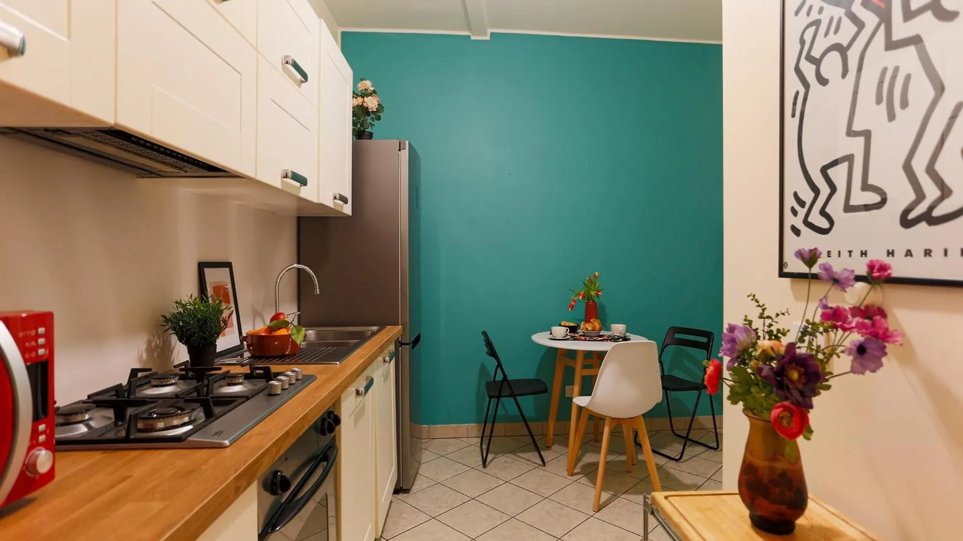 The Best Rent - Spacious One-Bedroom Apartment Near The Columns Of San Lorenzo Милан Италия